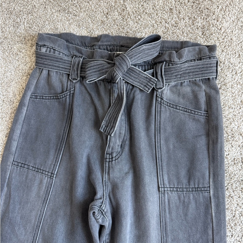 KanCan Gray Tie-Waist Pants - Picture 2 of 9
